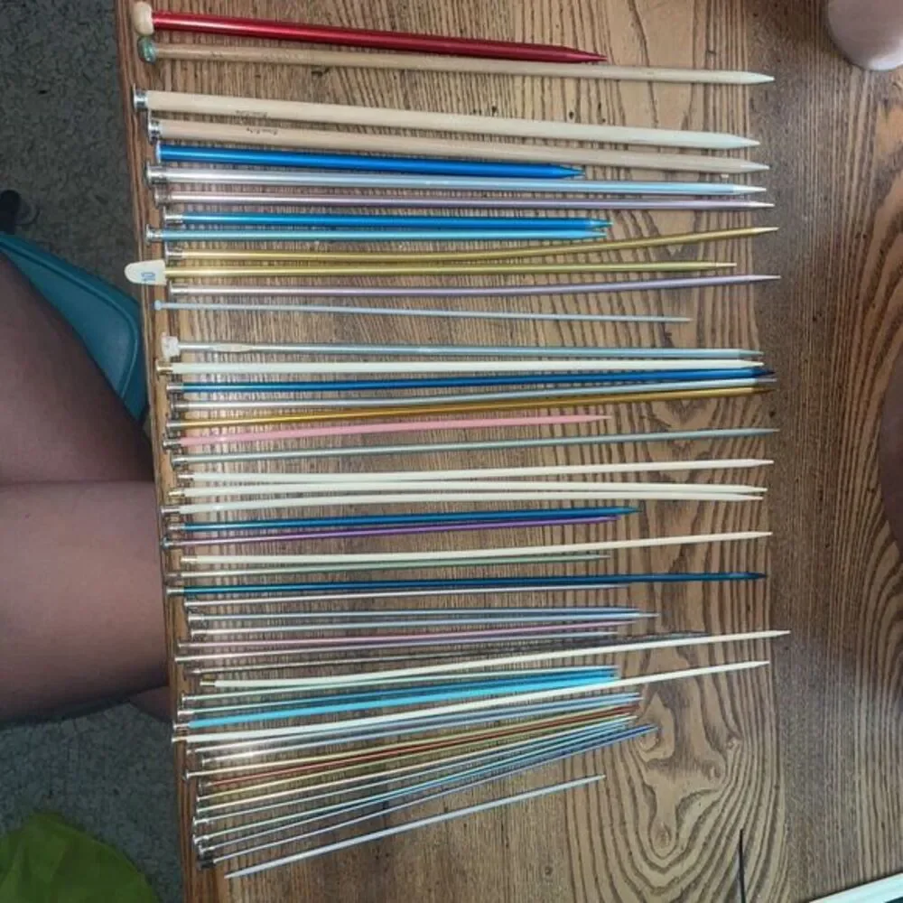 50pc Lot Of Unpaired Knitting Needles Vintage BOYE Hero England Bates Grants